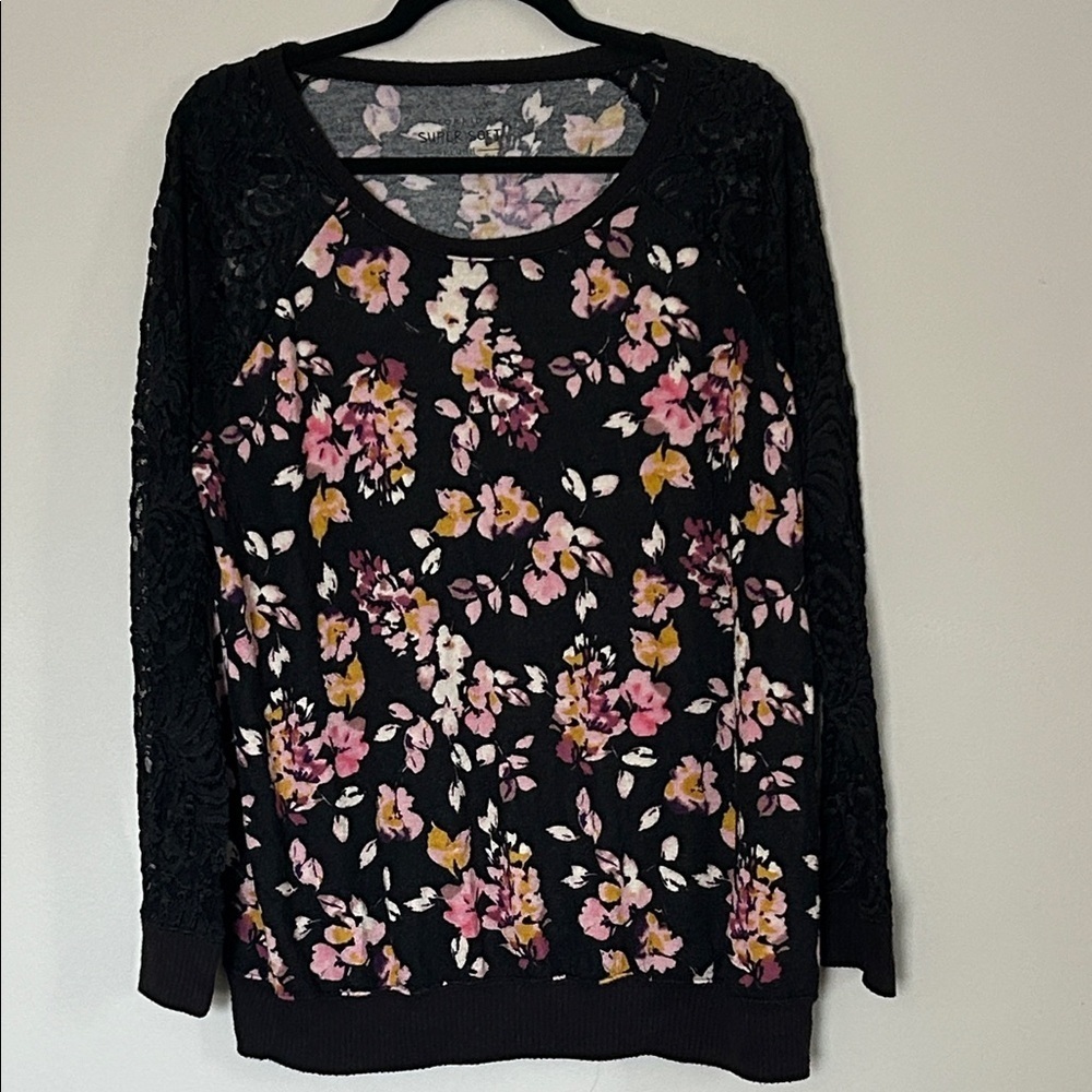 Torrid Black Floral Lace Sleeve Sweatshirt